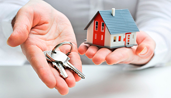 Small house and house keys